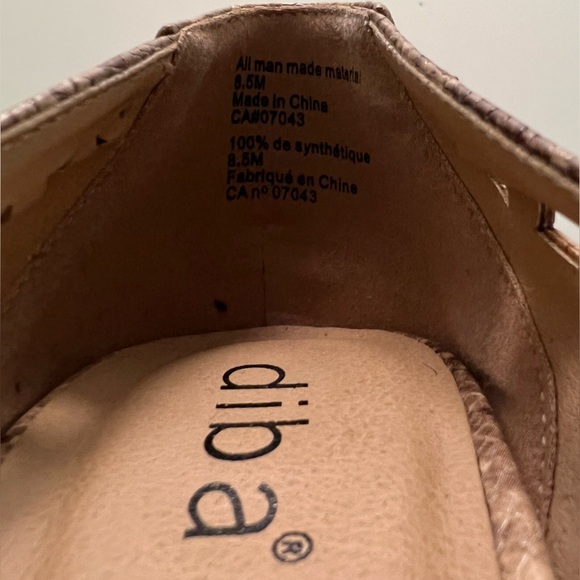 Diba Cutout Heels - Size 8.5 - Picture 6 of 6